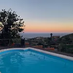 Dome With Pool * El Escobonal